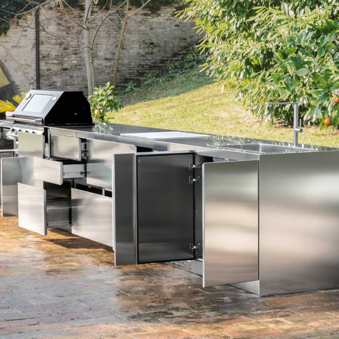 Outdoor Kitchens Gloucestershire