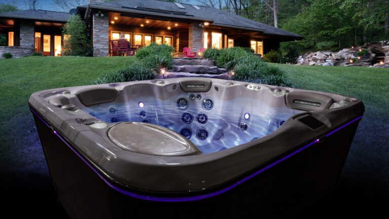 Hydropool Hot Tub